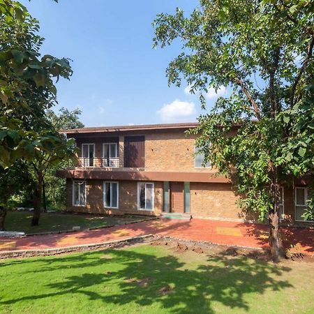 Eden Glade - Khopoli - Mountain-View Villa With Private Pool, Spacious Decks & Indoor Activities 외부 사진